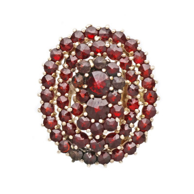 Stříbrný prsten s českými granáty