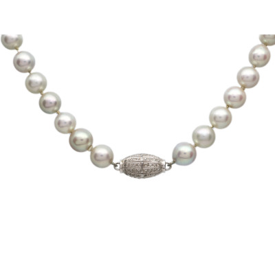 Zlatý náhrdelník s mořskými perlami Akoya a diamanty