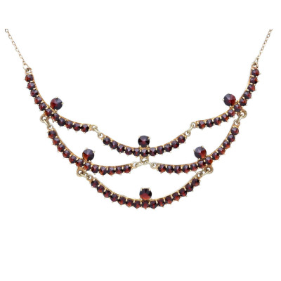 Stříbrný pozlacený koliér s českými granáty