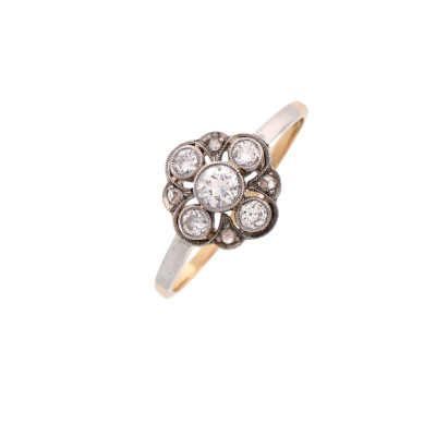 Zlatý prsten s přírodními diamanty 0,38 ct (G-H/VS)